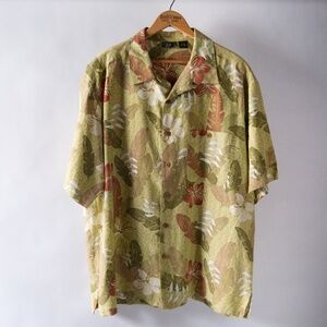 Linen Silk Blend Short Sleeve Tropical Button Down Shirt